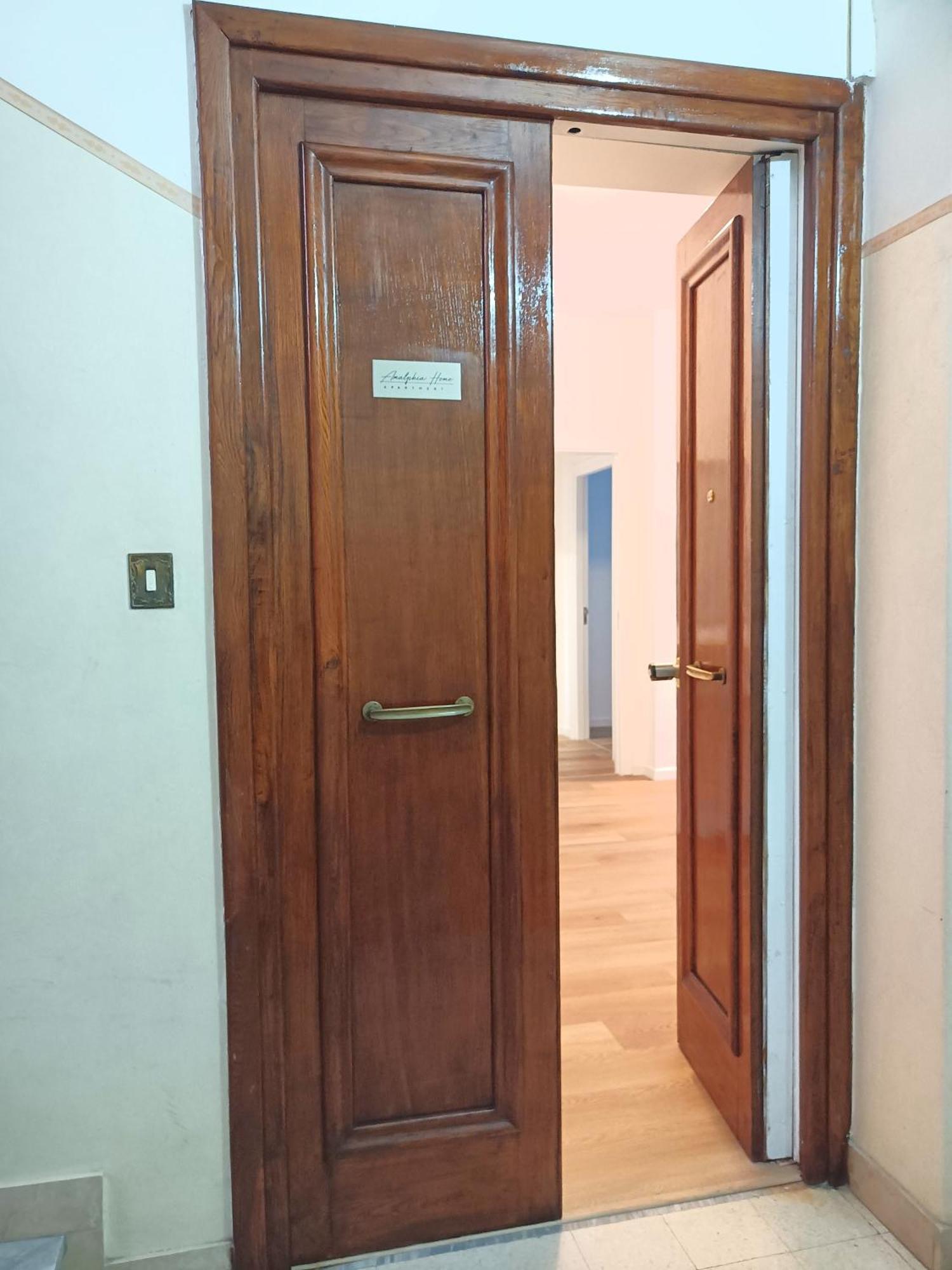 Amalphia Home Salerno Buitenkant foto